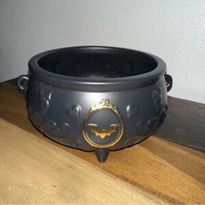 Bath and Body Works Halloween Bat Body Care Holder Cauldron Pedestal